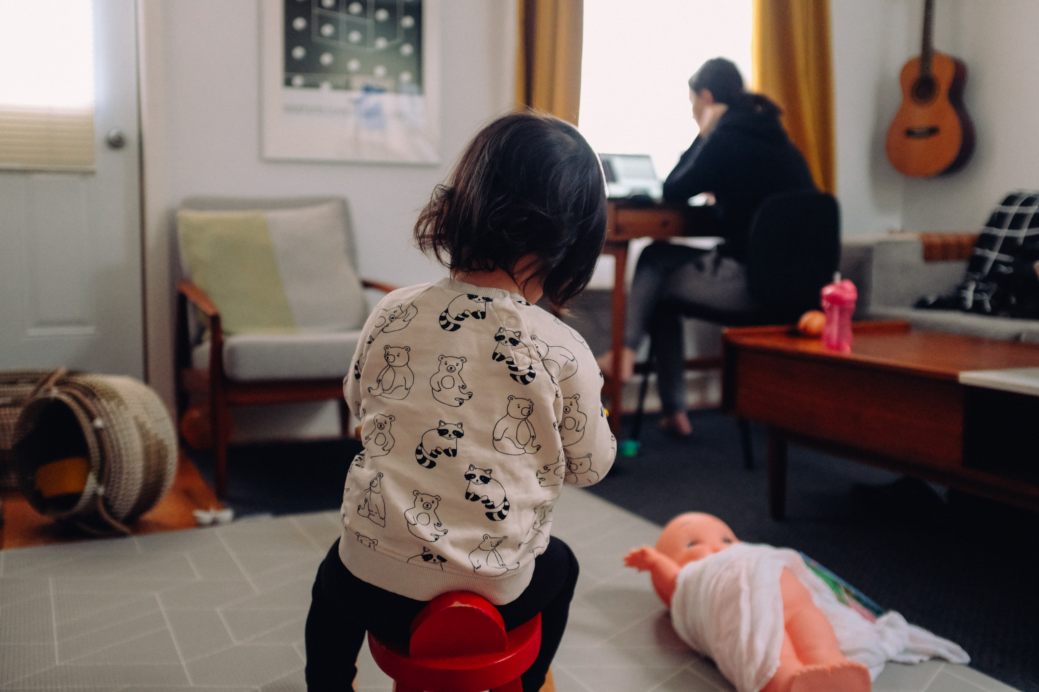 Photo-by-Charles-Deluvio-at-Unsplash
